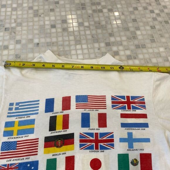 Vintage 1984 Olympic Countries Flags T-shirt - Picture 6 of 9